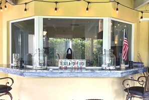 Lobby - Coastal Casa~Walk to Beach~Pet Friendly~Boat & Golf Cart Rentals~3BR/2Bath (Riveria Beach)