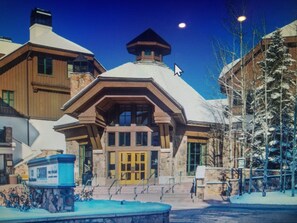 Exterior - Ski in/ski out lodge in BeaverCreek Village available Jan.23-Jan.30,2027 only (avon)