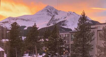 Studio getaway steps away from Big Sky Resort