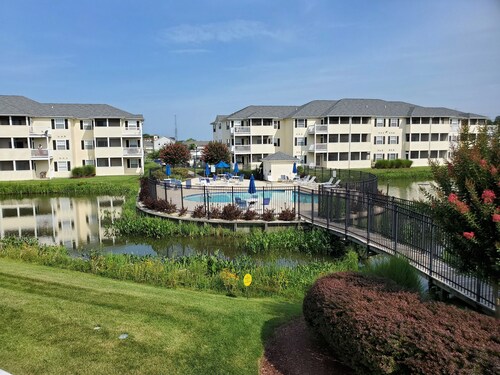  Winter, Spring and Summer! It's beautiful and nostalgic!  Visit 3 Bedroom Condo