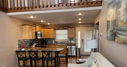Lake House with stunning view of Lake Cumberland