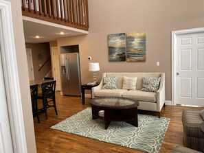 Smart TV, DVD player - Lake House with stunning view of Lake Cumberland (Somerset)