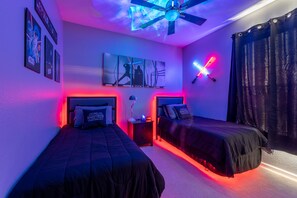 3 chambres, fer et planche à repasser, lit parapluie, Wi-Fi gratuit