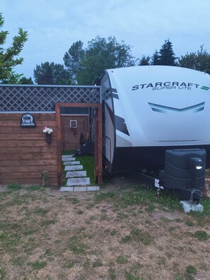 Property grounds - Our Camper is perfect for a weekend away... (Sequim)