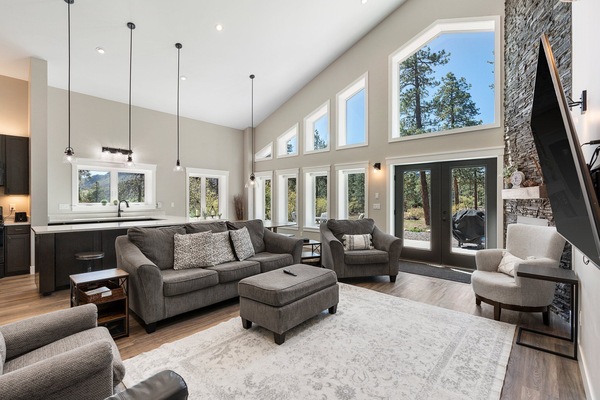 Flachbildfernseher, Kamin