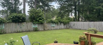 Close to base and many attractions and restaurants