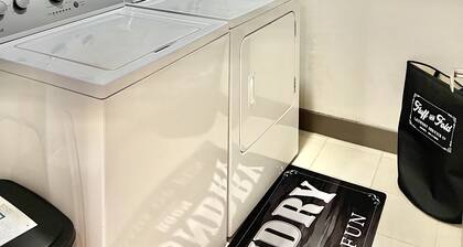 Quiet Condo💎City View💎High Rise💎Balcony💎Pool💎Luxury