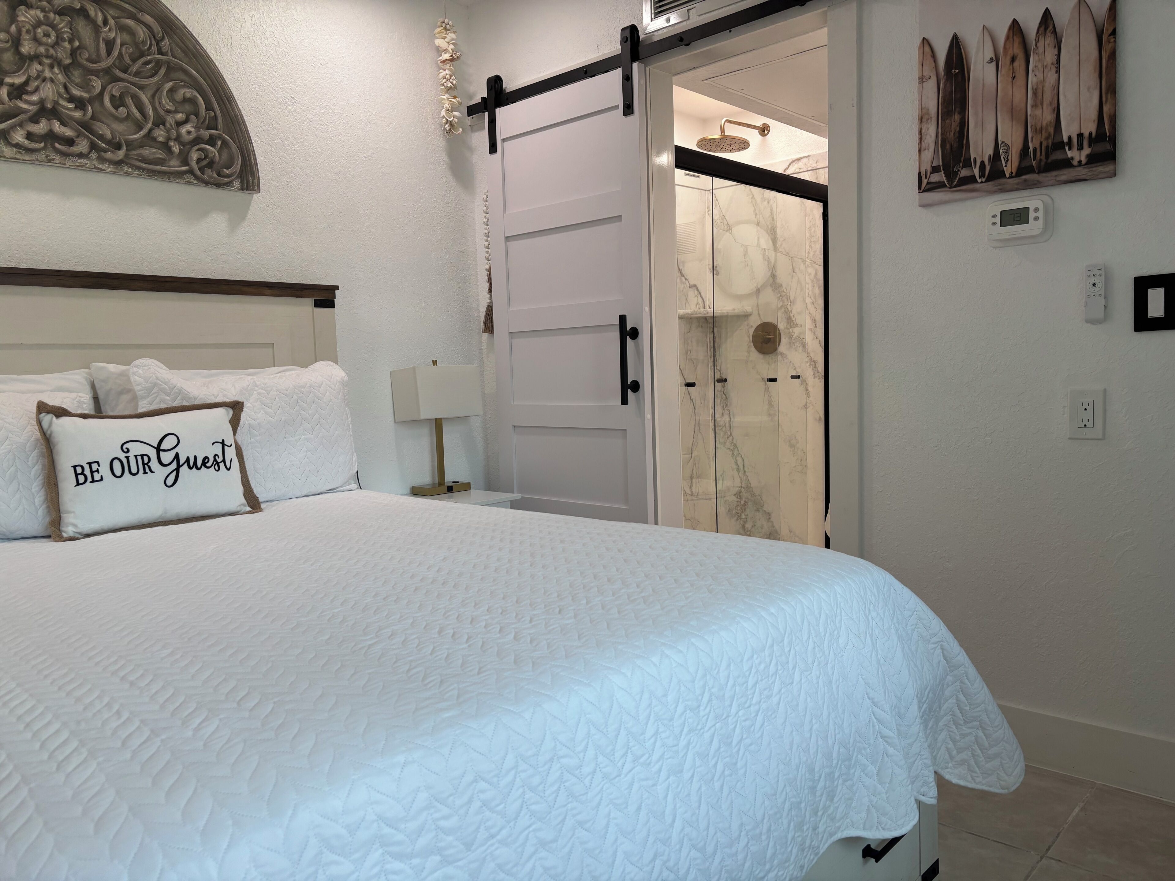 1 chambre, fer et planche à repasser, accès au Wi-Fi (inclus)