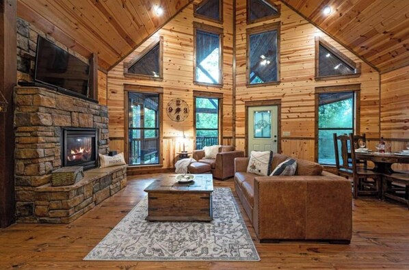 Télévision, cheminée