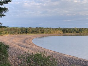 Sun-loungers - Last minute deal! Lake Superior Views Near Waterfalls 3 Bedroom 2 Bathroom (Two Harbors)
