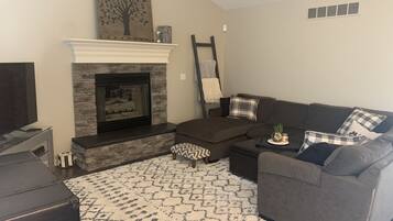 Smart TV, fireplace, DVD player