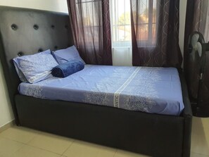 1 chambre, fer et planche à repasser, Wi-Fi