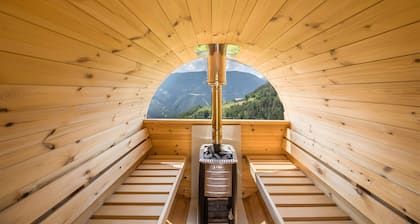 Ferienwohnung "Thalerhof Naturae Rupes" mit Bergblick, Garten & WLAN