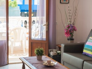 TV, DVD player, stereo - Apartment Obelisc-2 near the Beach with Terrace & Wi-Fi (Can Picafort)