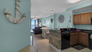 Interior - Sunrise Resort by BBG (Panama City Beach)