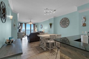 Interior - Sunrise Resort by BBG (Panama City Beach)