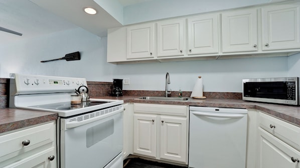 Studio (1 Bedroom) | Interior