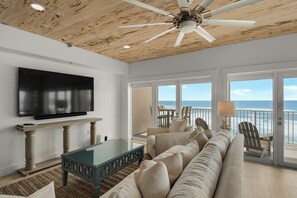 Studio (3 Bedrooms) | Interiör