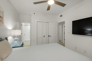 Studio (3 Bedrooms) | Interior - Sago Sands 302 - 2340381 (Santa Rosa Beach)
