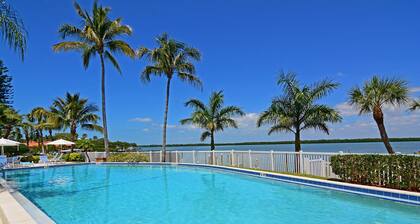 Harbor Villa Club 312
