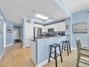 Studio (3 Bedrooms) | Interior