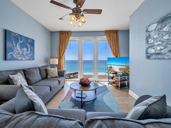 Studio (3 Bedrooms) | Front of property