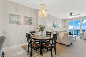 Studio (3 Bedrooms) | Intérieur