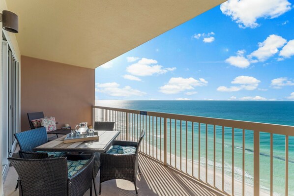 Estudio (3 Bedrooms) | Interior