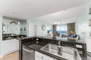 Estúdio (3 Bedrooms) | Parte interna