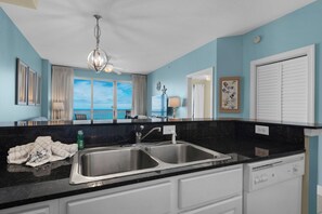 Studio (2 Bedrooms) | Innvendig