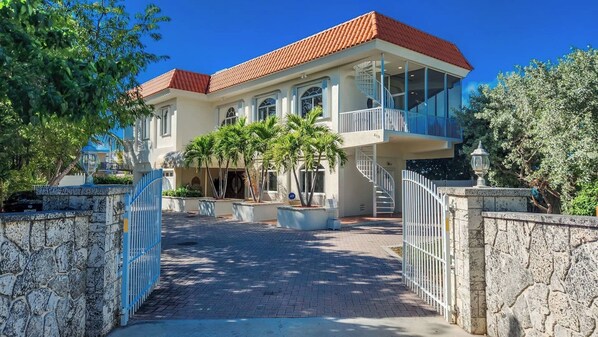 Image sans description, 1 de 50, bouton