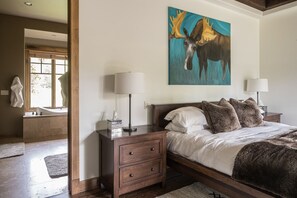 5 Schlafzimmer, Bügeleisen/Bügelbrett, kostenloses WLAN, Bettwäsche