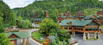 Thanksgiving in the Smoky Mountains!