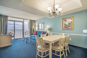 Interior - Ocean Front Views! Camelot Resort 1011 (Myrtle Beach)