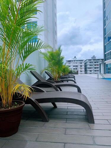 modern Loft in city centre with amazing views - in the Financial District - 