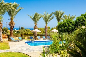 4 bedrooms, WiFi - Villa Amorosa in Neo Chorio (Neo Chorio)