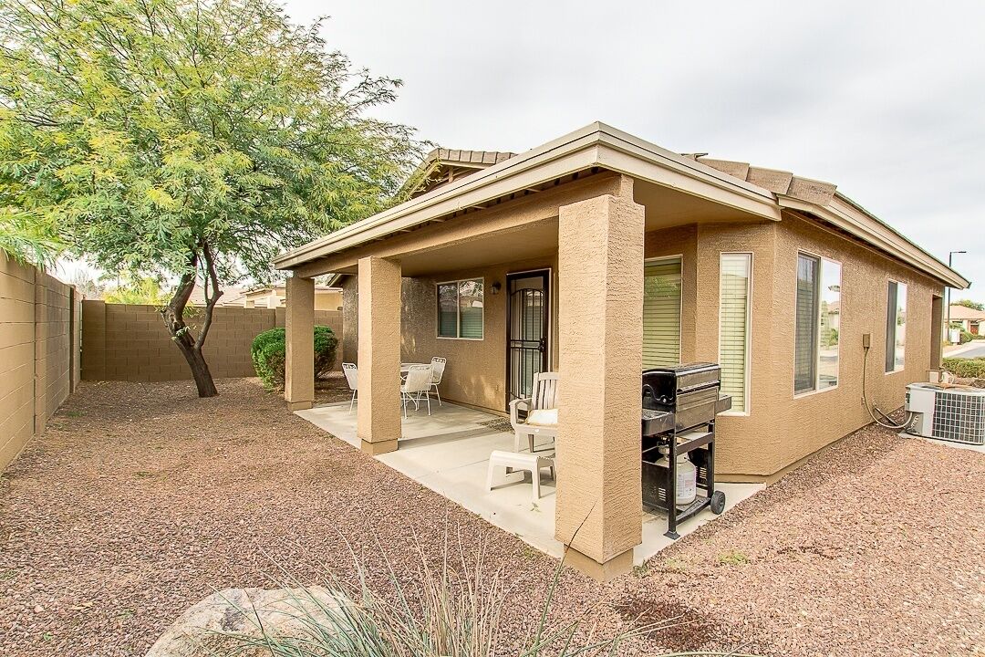 House, 2 Bedrooms | Exterior