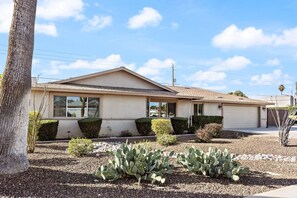 House, 4 Bedrooms | Exterior
