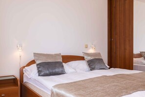 1 habitación, cuna de viaje y acceso a internet