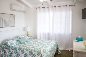4 bedrooms, iron/ironing board, travel crib, free WiFi