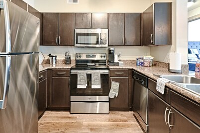 A Stylish Apartment Near The Dfw Airport