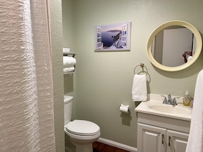 Bathtub