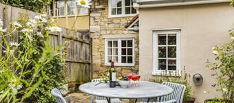 Willow Cottage is a beautiful thatched cottage with bags of character and charm