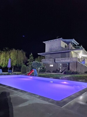 Alberca al aire libre 