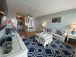 Smart TV - 405 Retreat at Hall Harbor in STONE HARBOR on 96th St- Close to The Reeds  (Stone Harbor)