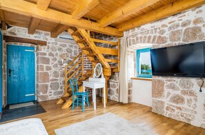 2 bedrooms - Old stone house Goranova Kuca (Starigrad Paklenica)