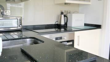 Fridge, microwave, dishwasher