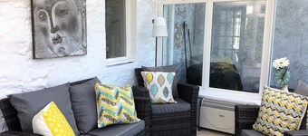 St Marys Cottage -  a cottage that sleeps 4 guests  in 2 bedrooms