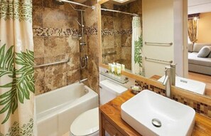 Hair dryer, towels - Cozy 2BR Condo Great for Families (Princeville)