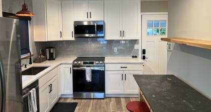 Waterfront, Stunning Views, Private Beach, and Close To Concerts
